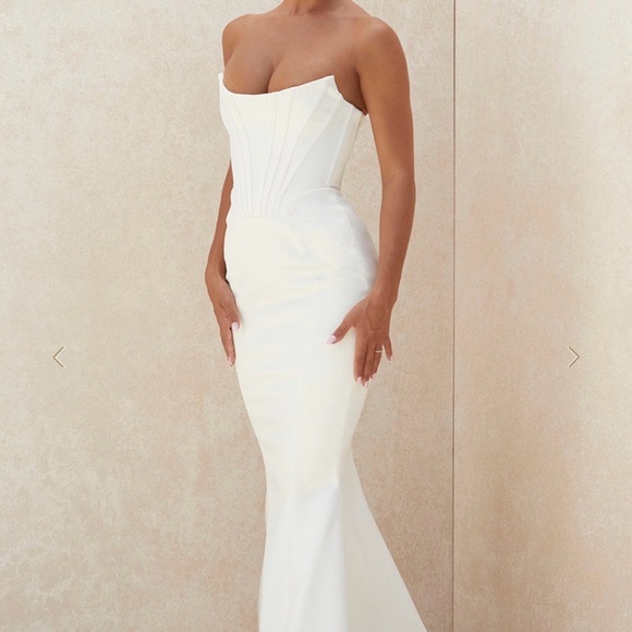 House of CB Dresses & Skirts - House of CB Ines Ivory Strapless Mermaid Wedding Gown